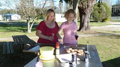 BIG4 Taggerty Holiday Park - Dalby Accommodation 5