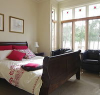 Rosedale House - Dalby Accommodation