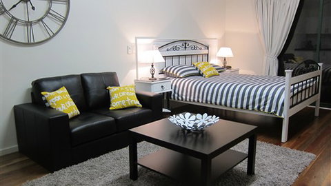 Hidden Treasure At Pirates Bay - Dalby Accommodation 4