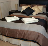 Alpine Country Cottages Studio 3 - Dalby Accommodation