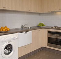 Punthill Apartment Hotels - Burwood - Dalby Accommodation