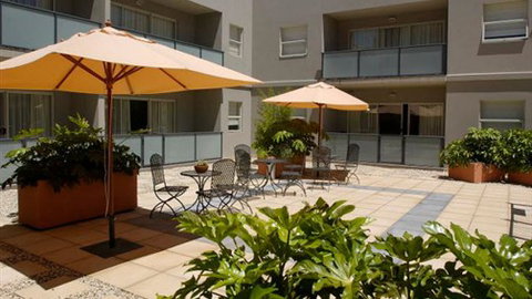 Punthill Apartment Hotels - Burwood - Dalby Accommodation 1
