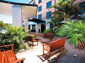 Travelodge Hotel Garden City Brisbane - Dalby Accommodation 2