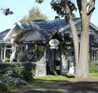 Holmwood Guest House - Dalby Accommodation
