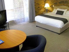 Cleveland Motor Inn - Dalby Accommodation 1