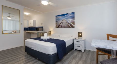 A'Montego Mermaid Beach Motel - Dalby Accommodation 3