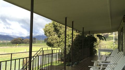 Rancho Relaxo - Dalby Accommodation 5