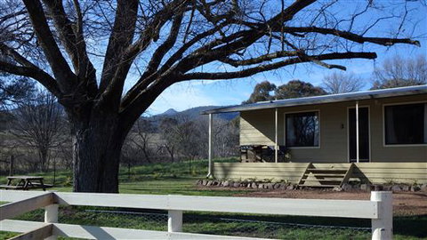 Black Horse Park - Dalby Accommodation 0