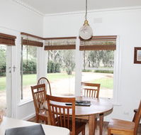 Riga Country Retreat - Dalby Accommodation