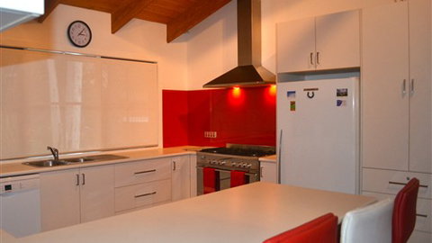 Two Mountains Lodge - Dalby Accommodation 3