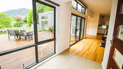 The BASE Luxury Villas - Dalby Accommodation 3