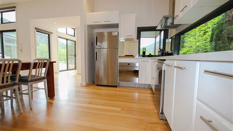 The BASE Luxury Villas - Dalby Accommodation 1