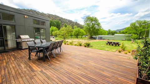 The BASE Luxury Villas - Dalby Accommodation 4