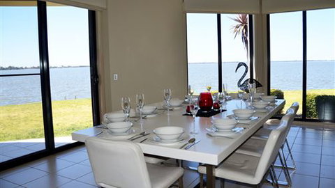 Castevilla - Dalby Accommodation 4