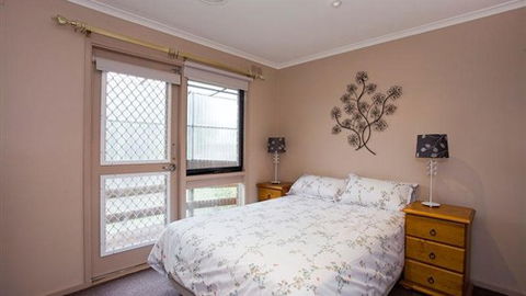 Raydon Court - Dalby Accommodation 1