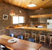 The Eagles Nest - Dalby Accommodation
