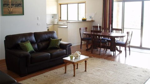 Hawksview At Mafeking - Dalby Accommodation 5