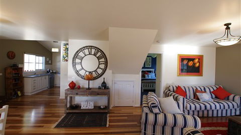 BlueMill Bright - Dalby Accommodation 3