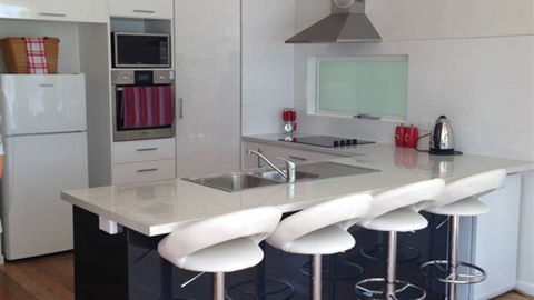 28 Graham Ave - Dalby Accommodation 5