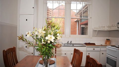 The Glen Bakery - Dalby Accommodation 1
