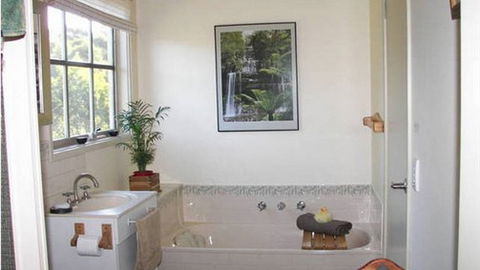 Wattletree Cottage - Dalby Accommodation 2