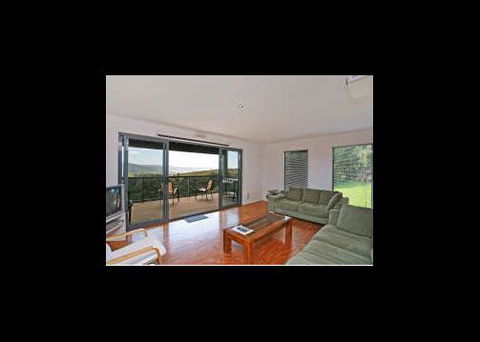 Apollo Bay Ridge - Dalby Accommodation 0