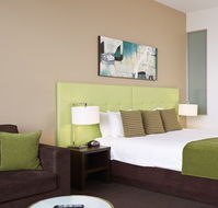 Mercure Melbourne Caroline Springs - Dalby Accommodation