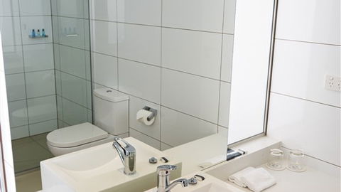 Mercure Melbourne Caroline Springs - Dalby Accommodation 2