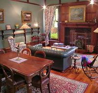 Buxton Manor - Musica Viva Apartment - Dalby Accommodation