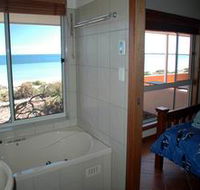Ceduna Shelly Beach Caravan Park and Beachfront Villas - Dalby Accommodation