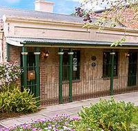 Chichester Gardens Cottage - Dalby Accommodation