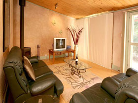Karinga Park Coach House - Dalby Accommodation 1