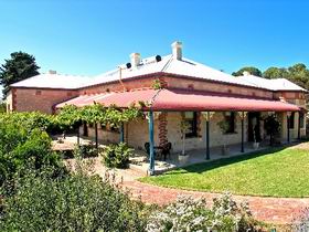 Karinga Park Homestead - Dalby Accommodation 0