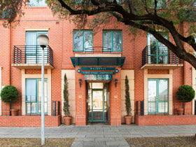 Majestic Tynte Street Apartments - Dalby Accommodation 2