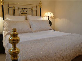 St Marks Church Apartment - Dalby Accommodation 3