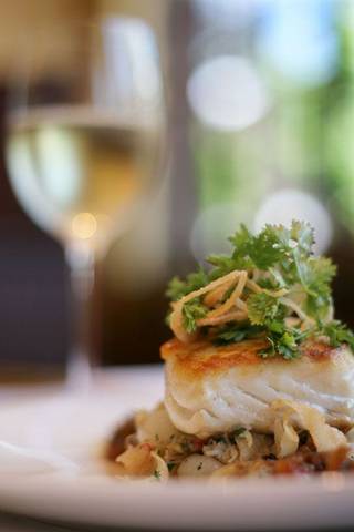 Albury Manor House - Dalby Accommodation 2