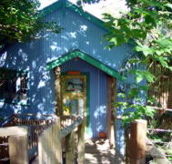 Blue Poles Cafe Gallery  BB - Dalby Accommodation