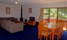 Bucks Point House - Dalby Accommodation 2