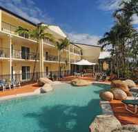 Cairns Queenslander Hotel  Apartments - Dalby Accommodation