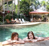 Cairns Reef Apartments  Motel - Dalby Accommodation