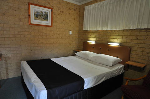 Coast Inn Motel - Dalby Accommodation 1