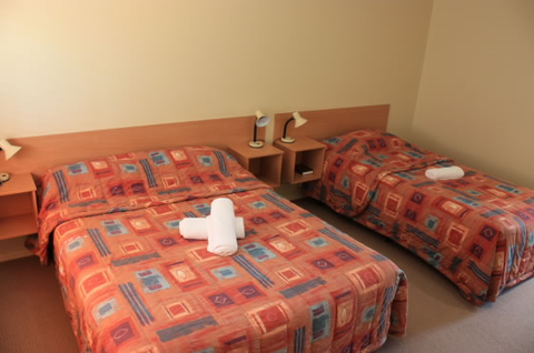 Country Roads Motor Inn - Gayndah - Dalby Accommodation 7