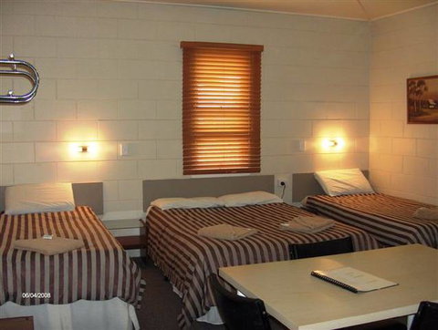 Countryman Motel - Dalby Accommodation 3