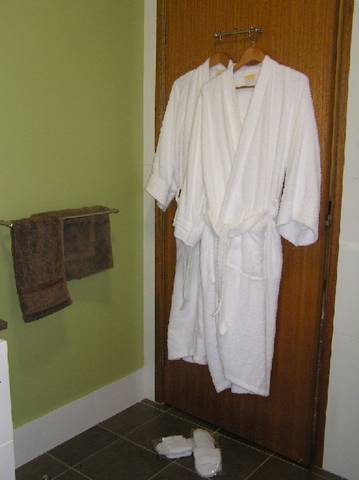 Dayboro Cottages & Llama Walks - Dalby Accommodation 3