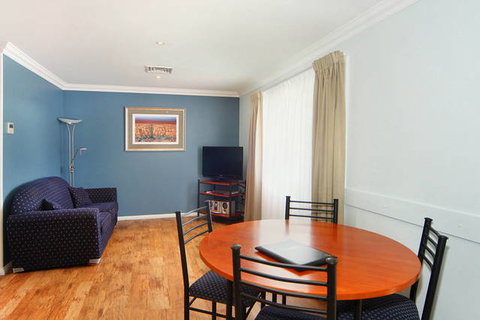 Edward Parry Motel - Dalby Accommodation 1