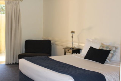 Fairways Resort - Dalby Accommodation 1
