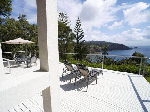 Forrester Court Cliff Top Cottages - Dalby Accommodation 3