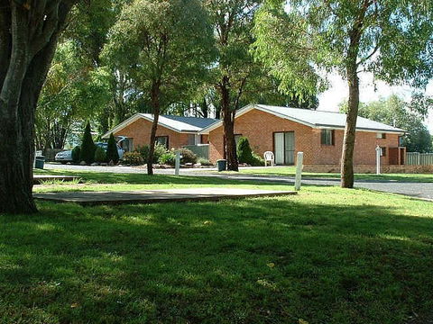 Fossicker Caravan Park - Dalby Accommodation 2