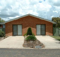 Fossicker Caravan Park - Dalby Accommodation