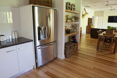 G G's By The River - Dalby Accommodation 1